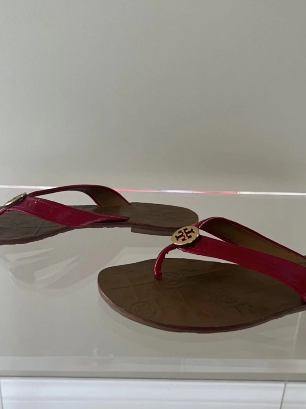Tory Burch Thora leather sandals Womens Size 6m Gold Signature Logo